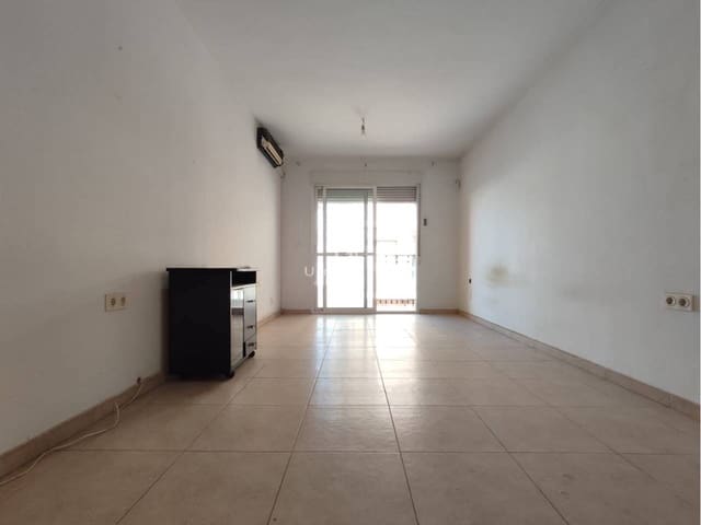 Piso de 3 habitaciones en Alcantarilla en venta con garaje - 145.000 € (Ref: 10061172)