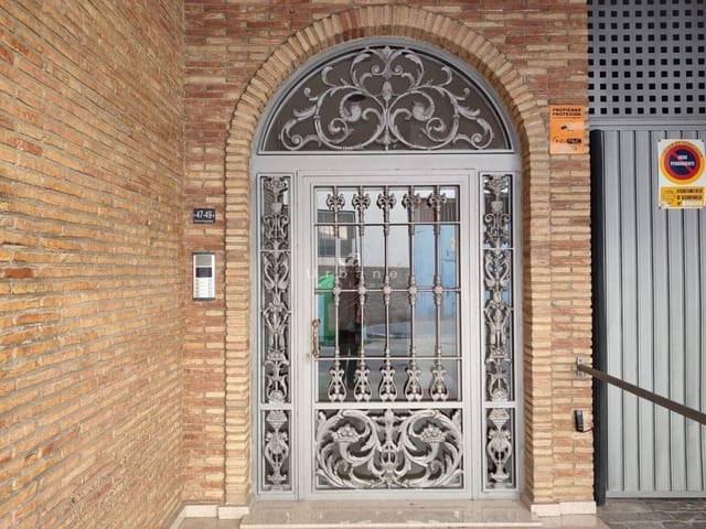 Piso de 3 habitaciones en Alcantarilla en venta con garaje - 145.000 € (Ref: 10061172)