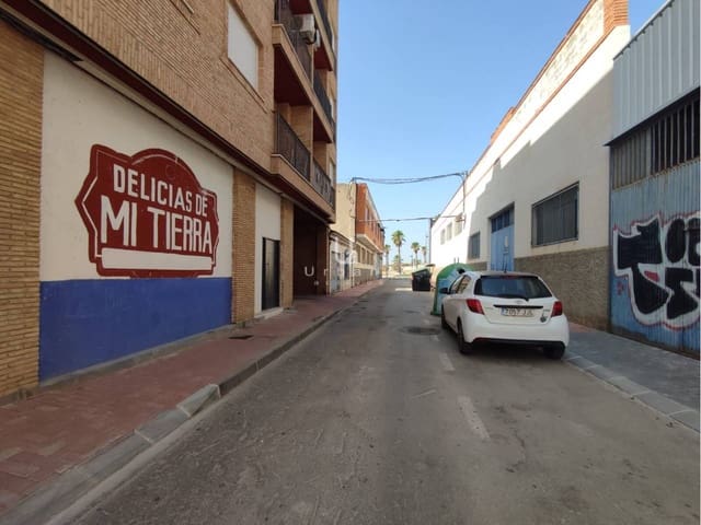 Piso de 3 habitaciones en Alcantarilla en venta con garaje - 145.000 € (Ref: 10061172)