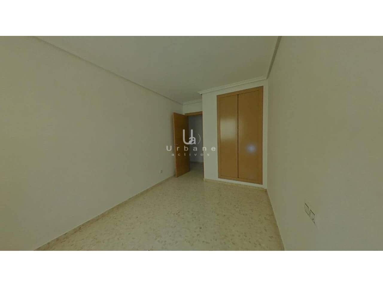 3 slaapkamer Flat te koop in Torrent met garage - € 235.000 (Ref: 10097474)