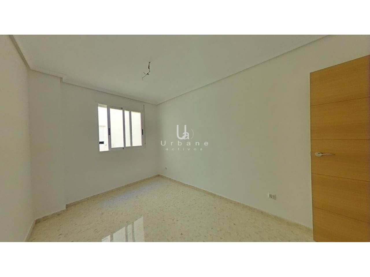 3 slaapkamer Flat te koop in Torrent met garage - € 235.000 (Ref: 10097474)