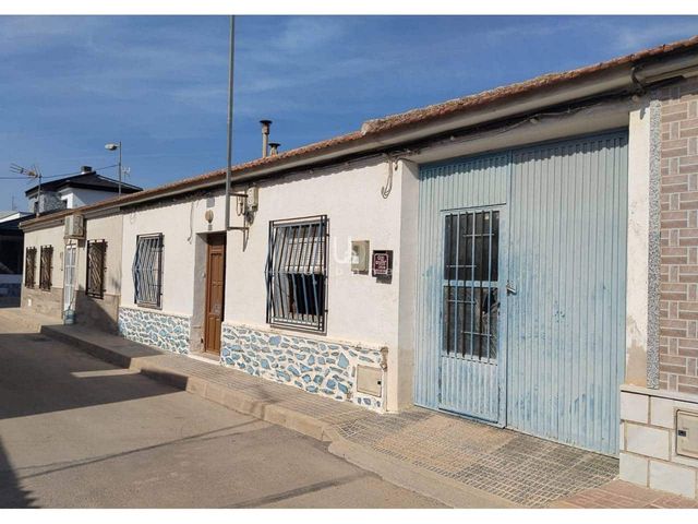 3 slaapkamer Appartement te koop in Avileses, Murcia stad met garage - € 99.000 (Ref: 10114610)