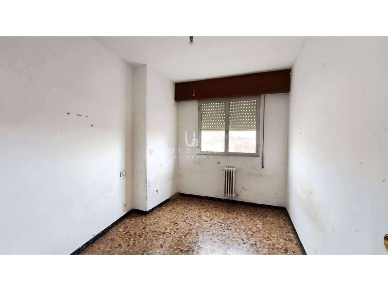 4 quarto Apartamento para venda em Archena - 92 000 € (Ref: 10131076)
