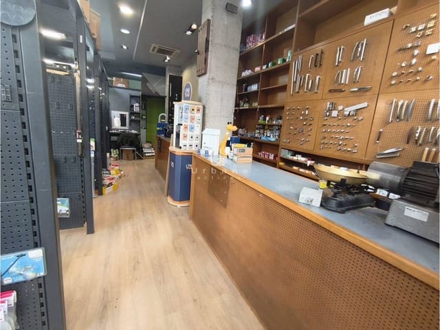 Kaupallinen myytävänä paikassa Murcia kaupunki - 154 000 € (Ref: 10131077)