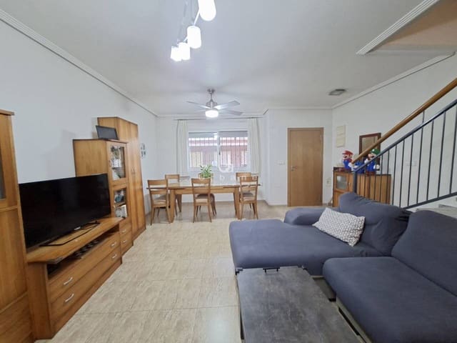 5 quarto Moradia em Banda para venda em Puente Tocinos, Múrcia cidade com garagem - 295 000 € (Ref: 10135326)