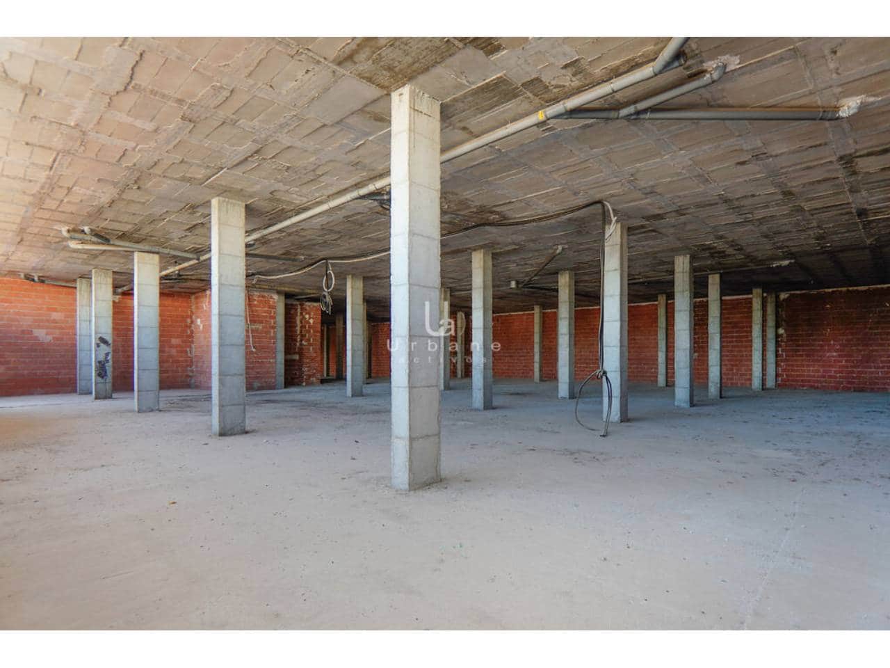 Komercyjne na sprzedaż w Alhama de Murcia - 298 000 € (Ref: 10145641)
