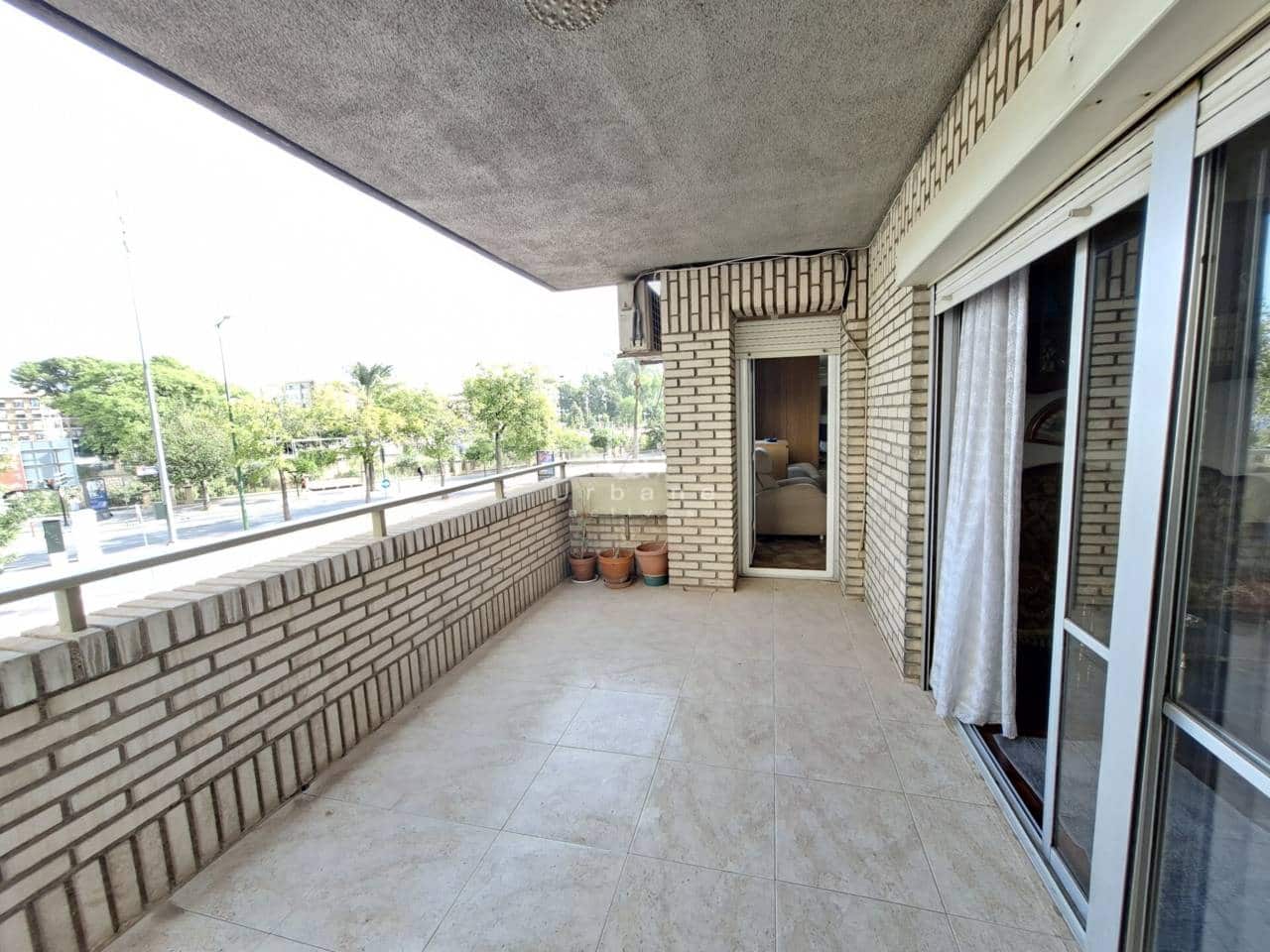 5 bedroom Flat for sale in Murcia city with garage - € 425,000 (Ref: 10160797)