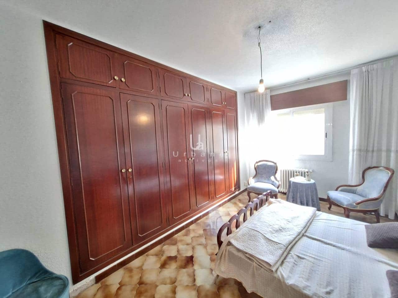 5 bedroom Flat for sale in Murcia city with garage - € 425,000 (Ref: 10160797)