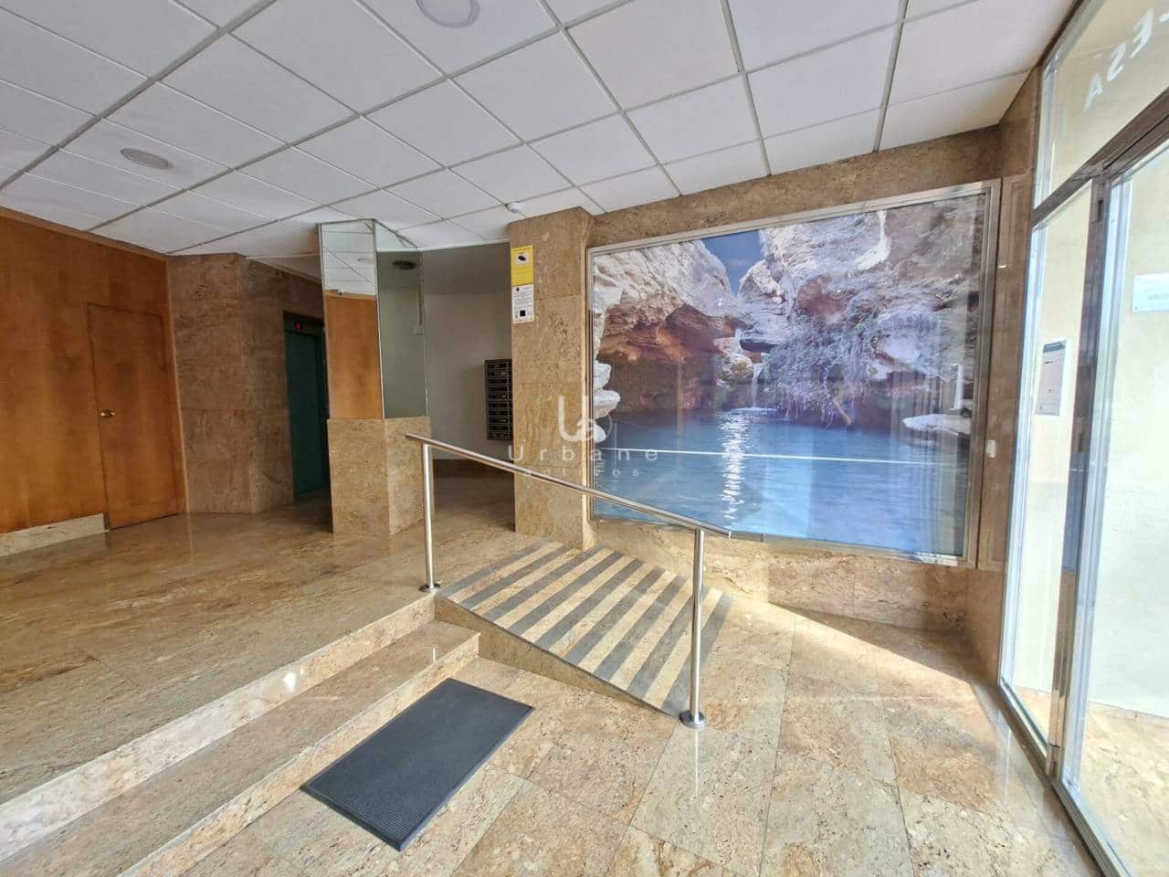 5 bedroom Flat for sale in Murcia city with garage - € 425,000 (Ref: 10160797)