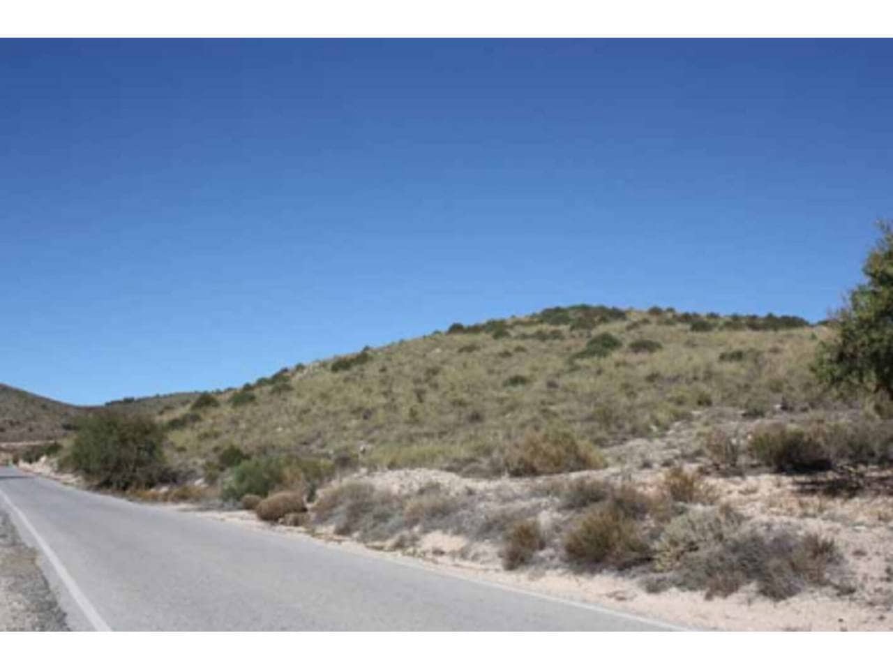 Grunde uden byggetilladelser til salg i Puebla de Don Fadrique - € 274.400 (Ref: 6531478)