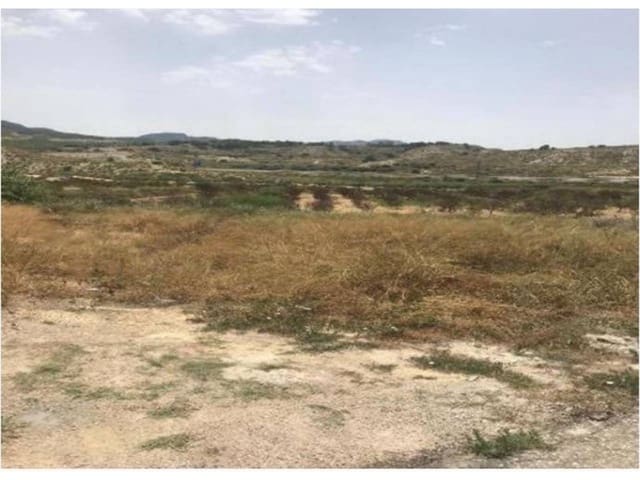 Tontti myytävänä paikassa Cañada de San Pedro, Murcia kaupunki - 20 000 € (Ref: 7474931)