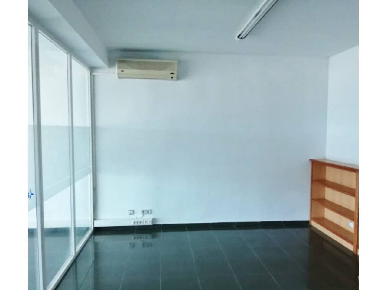 Kontor til salgs i Alzira - € 35 000 (Ref: 7513557)