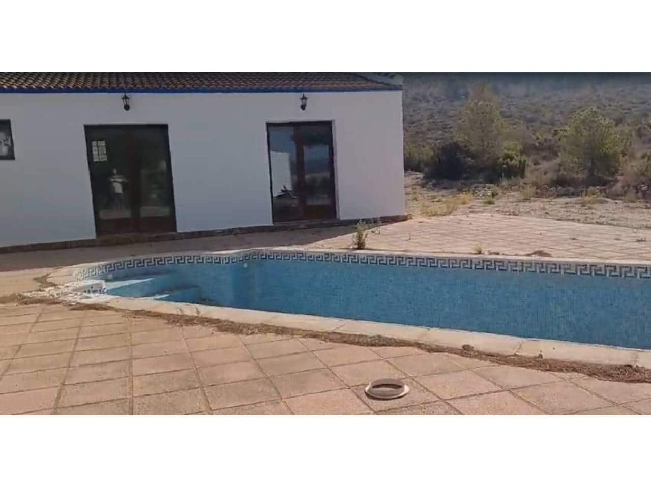 9 soveværelse Finca/Landehus til salg i Caravaca de la Cruz med swimmingpool garage - € 450.000 (Ref: 7524364)