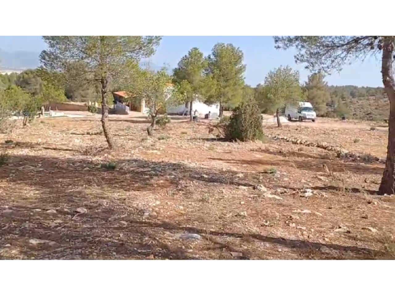 9 soveværelse Finca/Landehus til salg i Caravaca de la Cruz med swimmingpool garage - € 450.000 (Ref: 7524364)