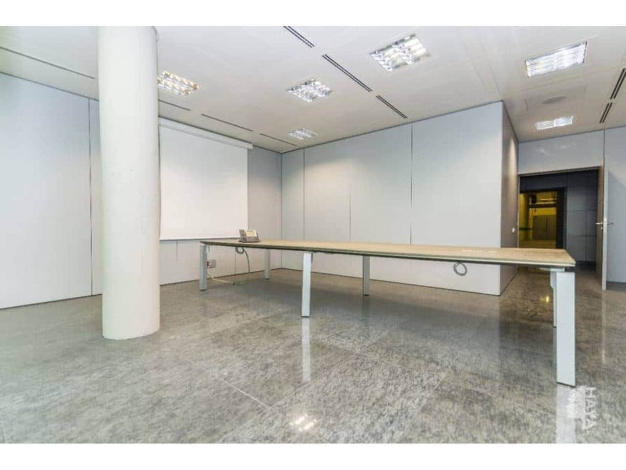 Kontor til salg i Vilafranca del Penedes - € 7.800.000 (Ref: 7581601)