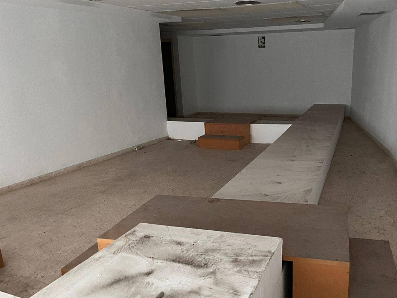 1 quarto Comercial para venda em Santa Pola - 401 000 € (Ref: 7684043)