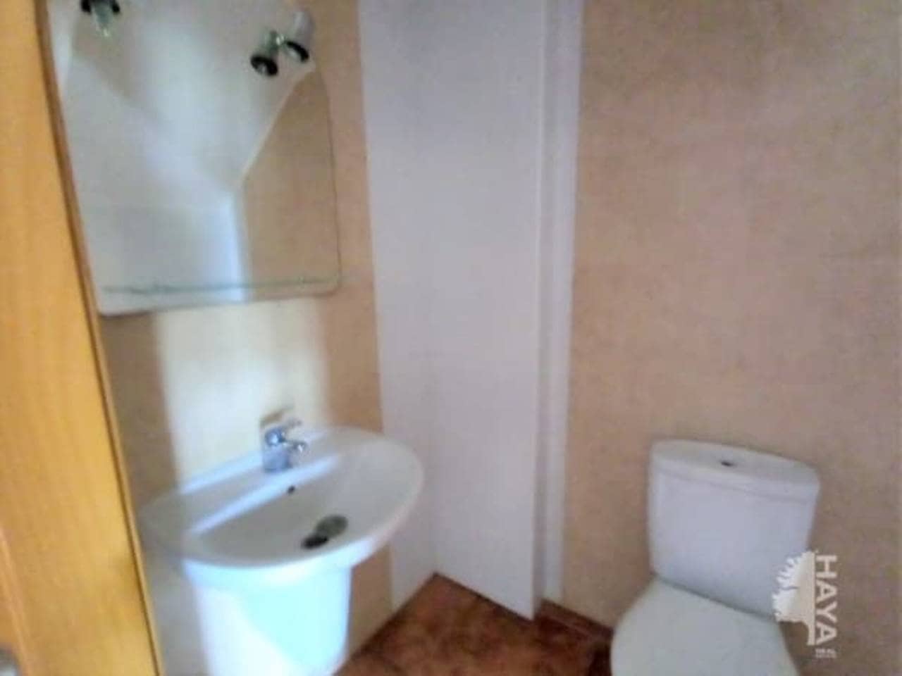 3 bedroom Flat for sale in Alzira with garage - € 107,500 (Ref: 7853993)