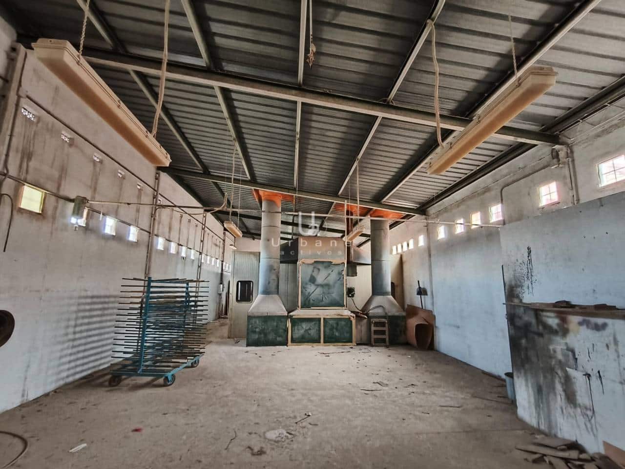 Erhverv til salg i Murcia by - € 105.000 (Ref: 7870364)