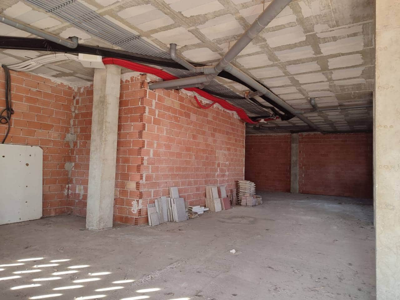 Commercieel te koop in Murcia stad - € 75.000 (Ref: 7898208)
