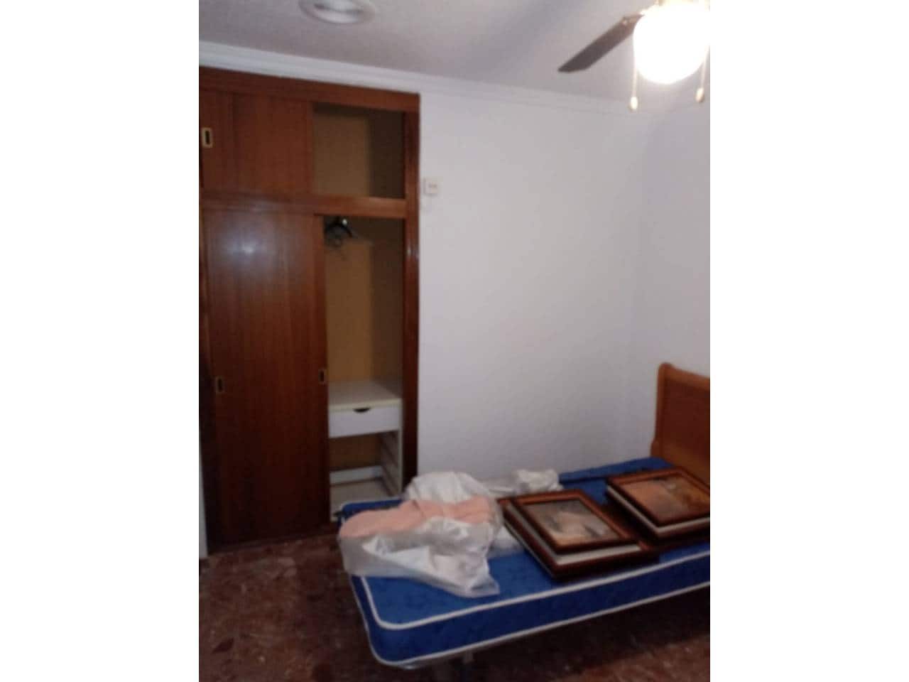 4 makuuhuone Huvila myytävänä paikassa Santiago de la Ribera mukana 
autotalli - 460 000 € (Ref: 8226875)