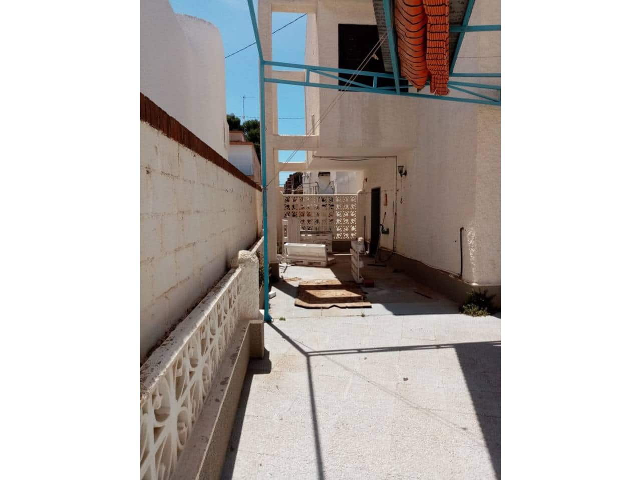 4 makuuhuone Huvila myytävänä paikassa Santiago de la Ribera mukana 
autotalli - 460 000 € (Ref: 8226875)