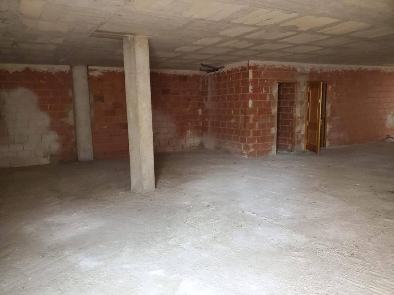 Kommersiell til salgs i Ceuti - € 39 300 (Ref: 8277786)