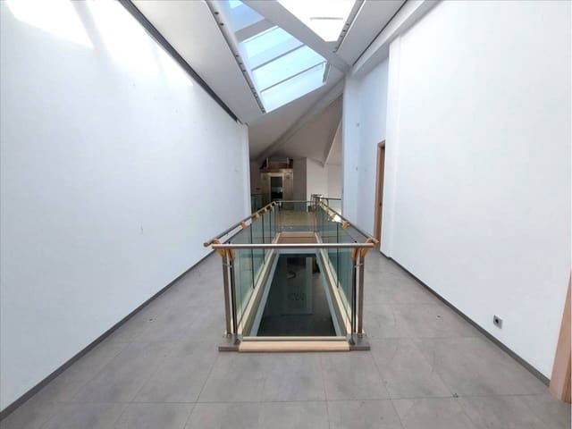 5 quarto Moradia para venda em Rocafort com piscina garagem - 1 795 000 € (Ref: 8430034)