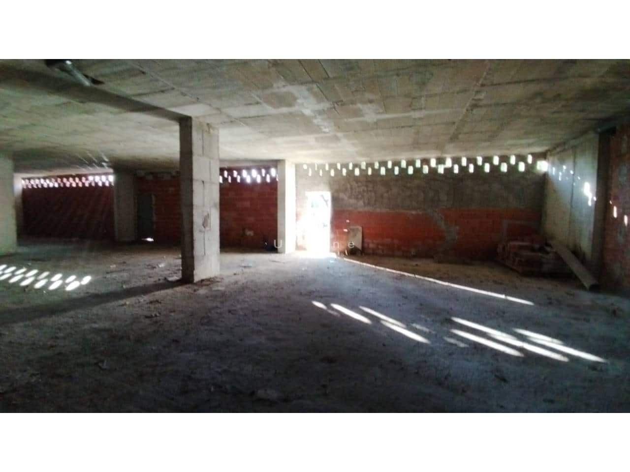 Kommersiell til salgs i Murcia by med garasje - € 147 000 (Ref: 8441305)