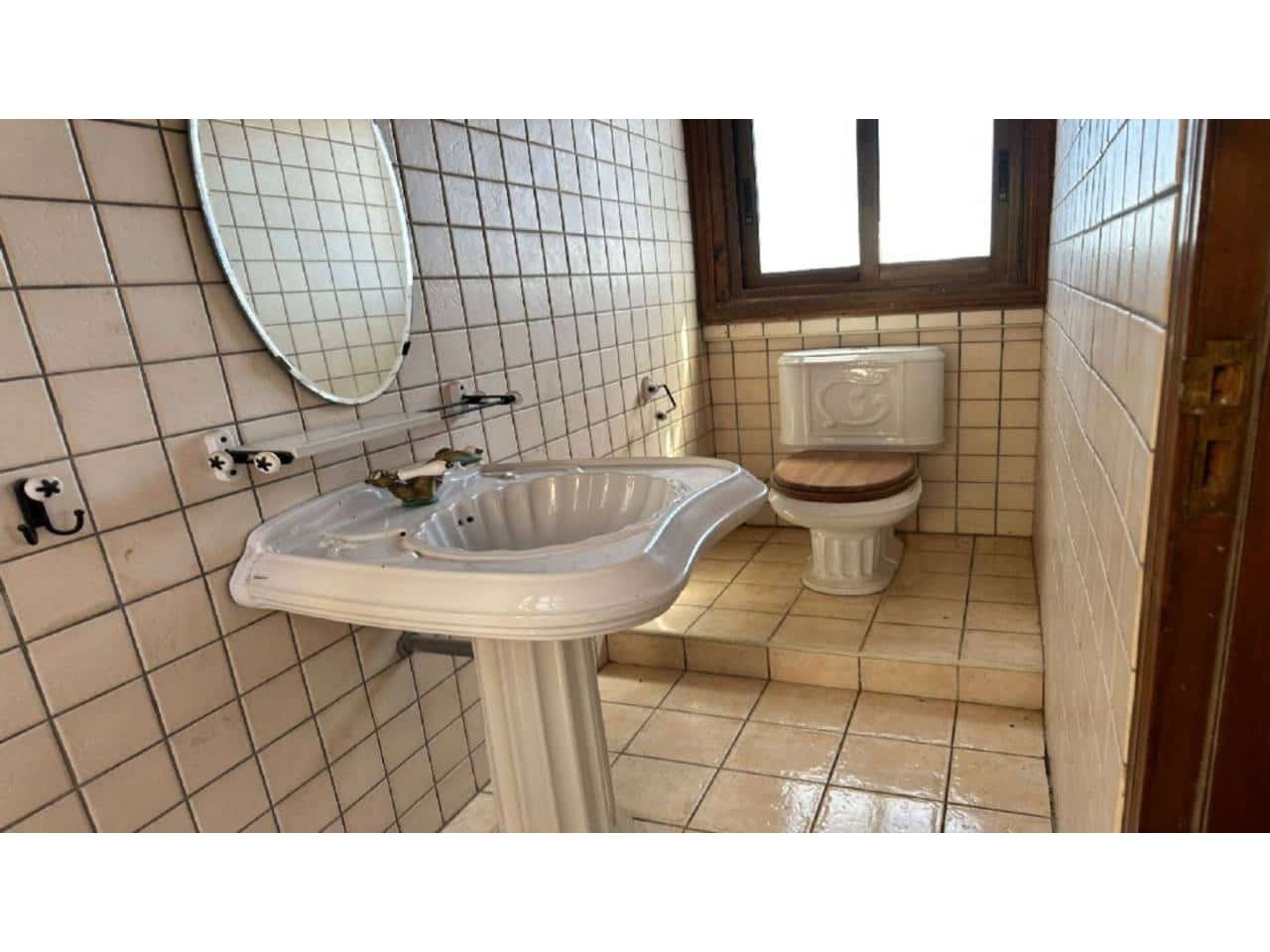 4 Zimmer Villa zu verkaufen in Torrevieja mit Pool Garage - 520.000 € (Ref: 8541741)