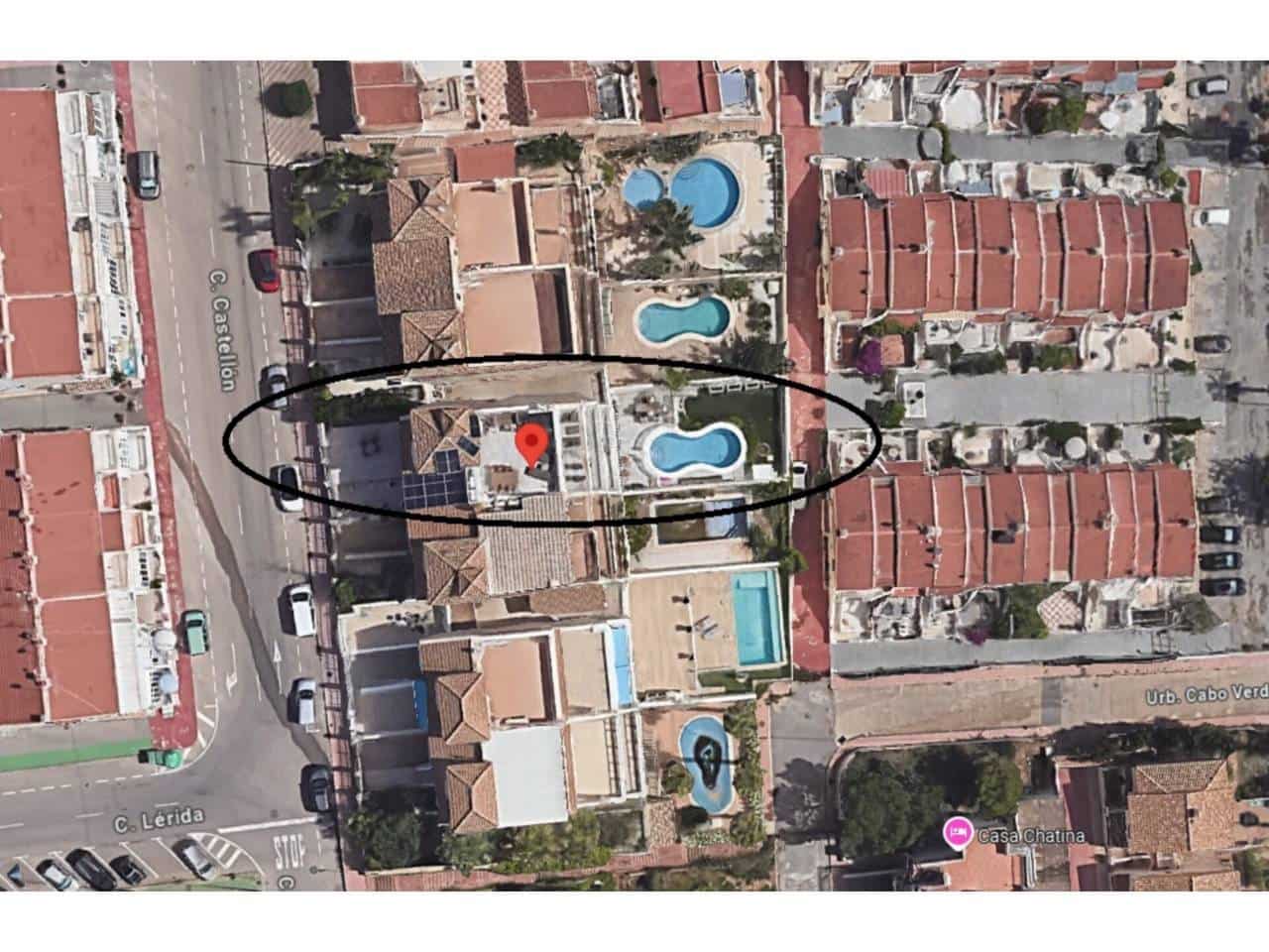 4 Zimmer Villa zu verkaufen in Torrevieja mit Pool Garage - 520.000 € (Ref: 8541741)