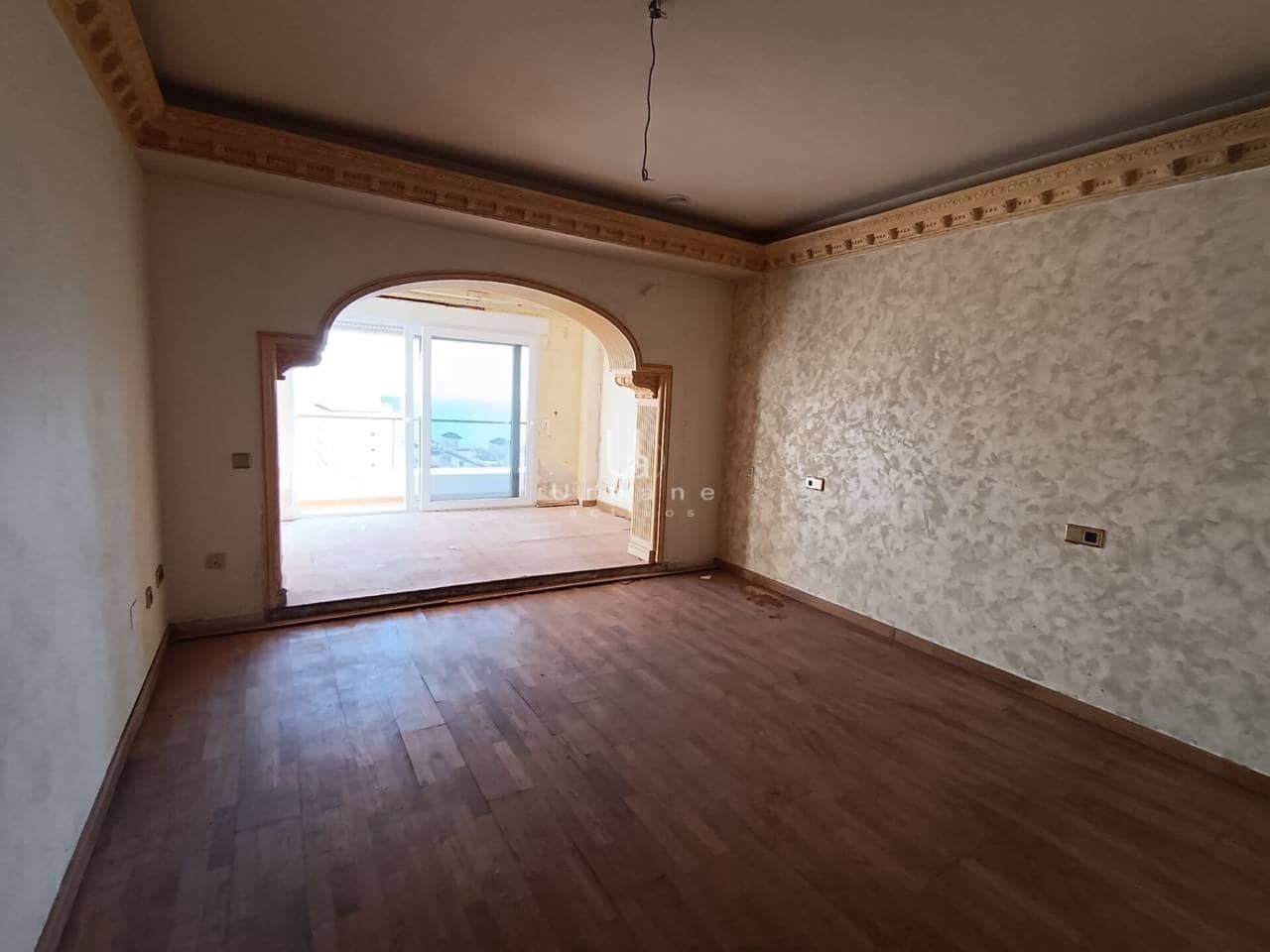 4 Zimmer Villa zu verkaufen in Torrevieja mit Pool Garage - 520.000 € (Ref: 8541741)