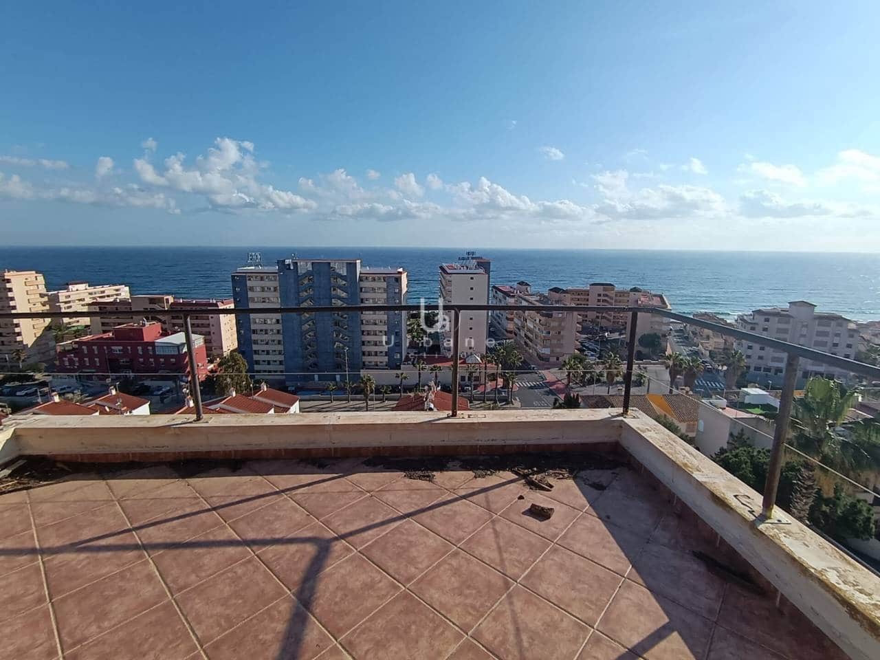 4 Zimmer Villa zu verkaufen in Torrevieja mit Pool Garage - 520.000 € (Ref: 8541741)