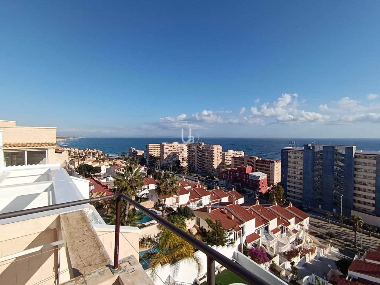 4 Zimmer Villa zu verkaufen in Torrevieja mit Pool Garage - 520.000 € (Ref: 8541741)