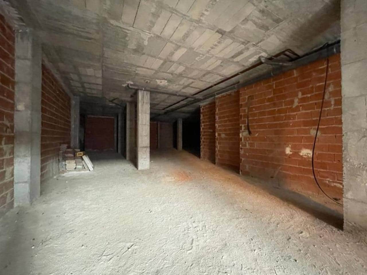 Commercieel te koop in Beniajan - € 72.000 (Ref: 8546470)