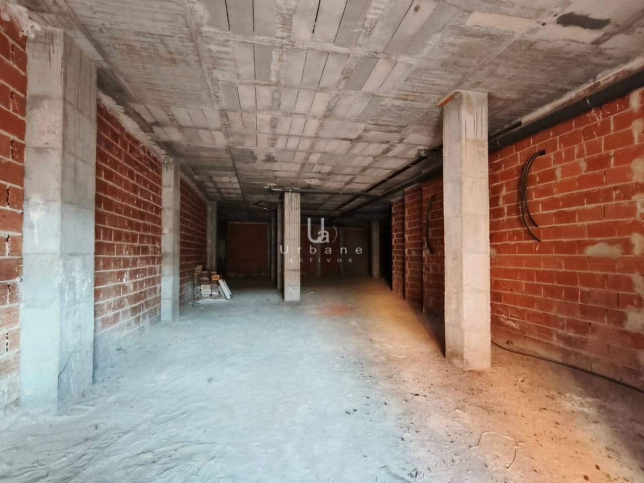 Commercieel te koop in Beniajan - € 72.000 (Ref: 8546470)