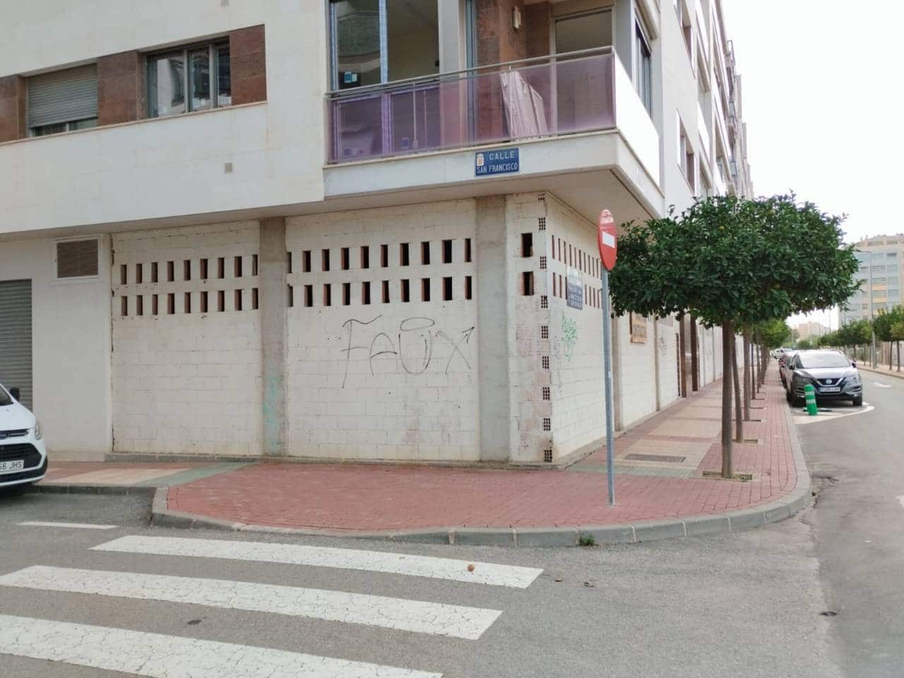 Erhverv til leje i Murcia by med garage - € 1.400 (Ref: 8679254)