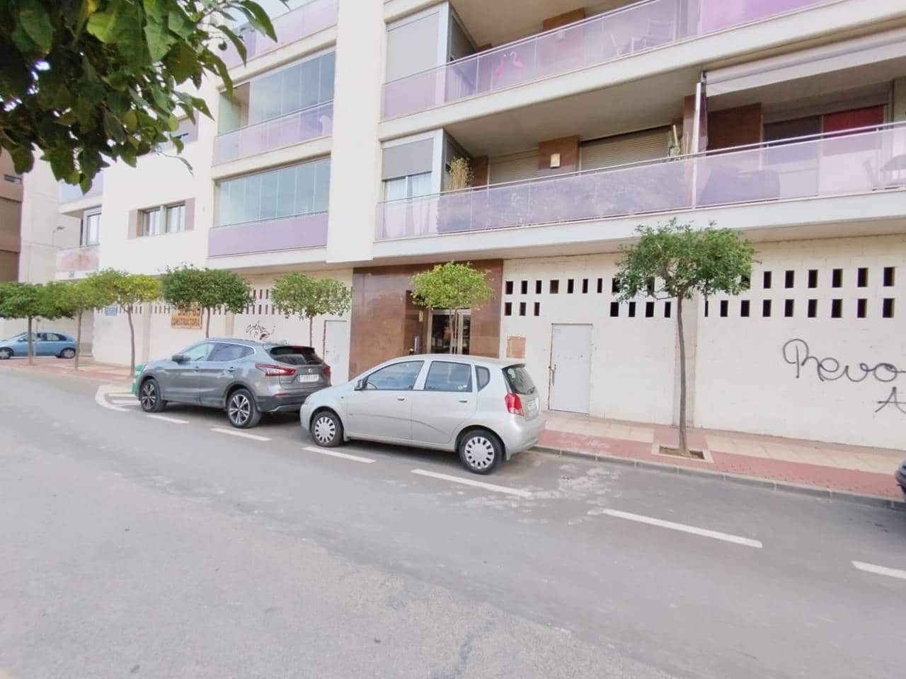 Erhverv til leje i Murcia by med garage - € 1.400 (Ref: 8679254)