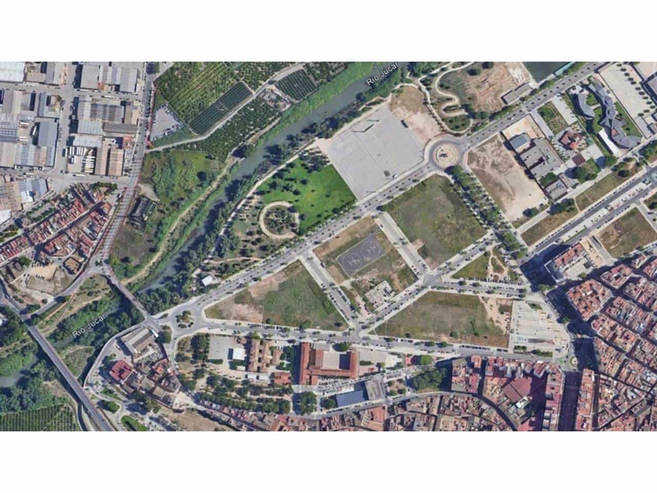 Byggegrund til salg i Alzira - € 605.600 (Ref: 8687195)