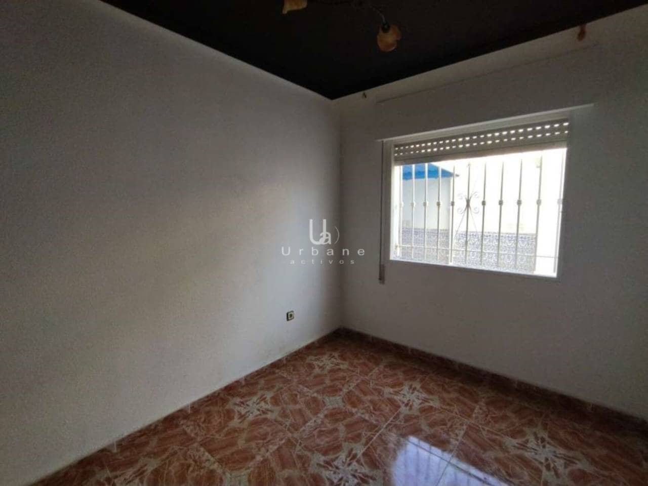 4 makuuhuone Omakotitalo myytävänä paikassa Los Alcazares - 144 200 € (Ref: 8746374)