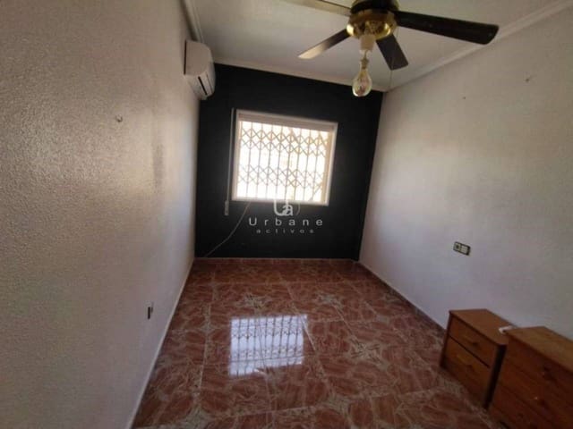 4 Zimmer Haus zu verkaufen in Los Alcázares - 144.200 € (Ref: 8746374)