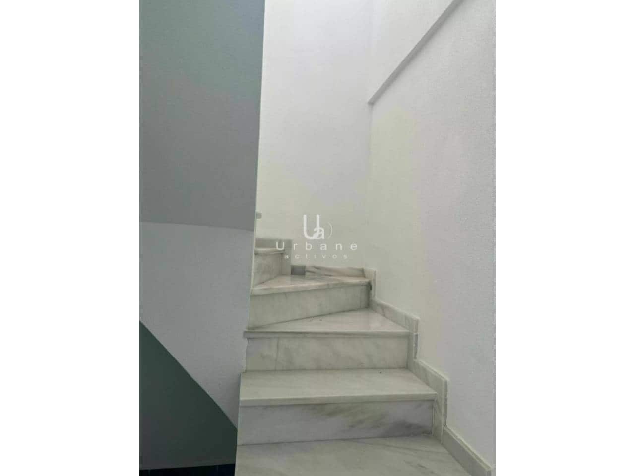 3 makuuhuone Kattohuoneisto myytävänä paikassa Calpe / Calp mukana uima-altaan - 689 000 € (Ref: 8783215)