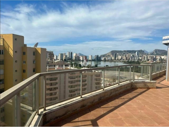 Ático de 3 habitaciones en Calpe / Calp en venta con piscina - 689.000 € (Ref: 8783215)