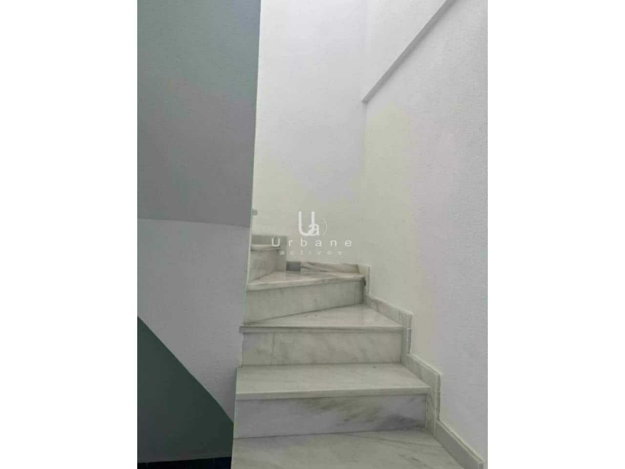 3 bedroom Penthouse for sale in Calpe / Calp with pool - € 689,000 (Ref: 8783216)