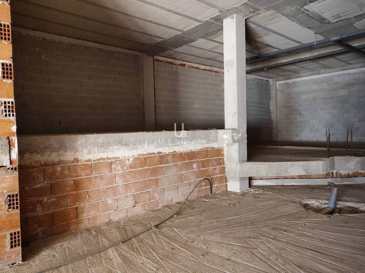 Kommersiell til salgs i Alcantarilla - € 80 000 (Ref: 8797118)