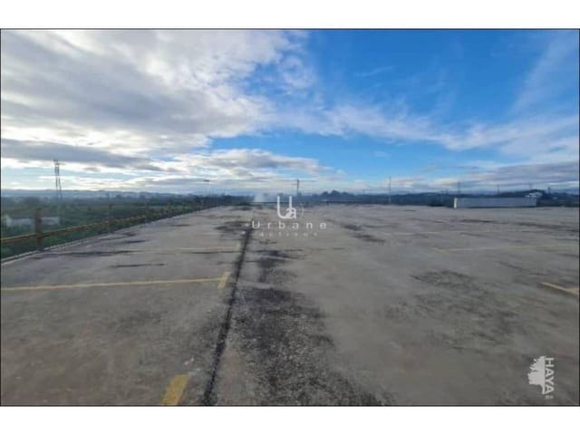 Business for sale in Alzira - € 593,100 (Ref: 8797121)