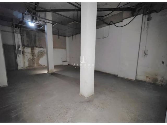 Kommersiell til salgs i Murcia by med garasje - € 76 000 (Ref: 8821594)