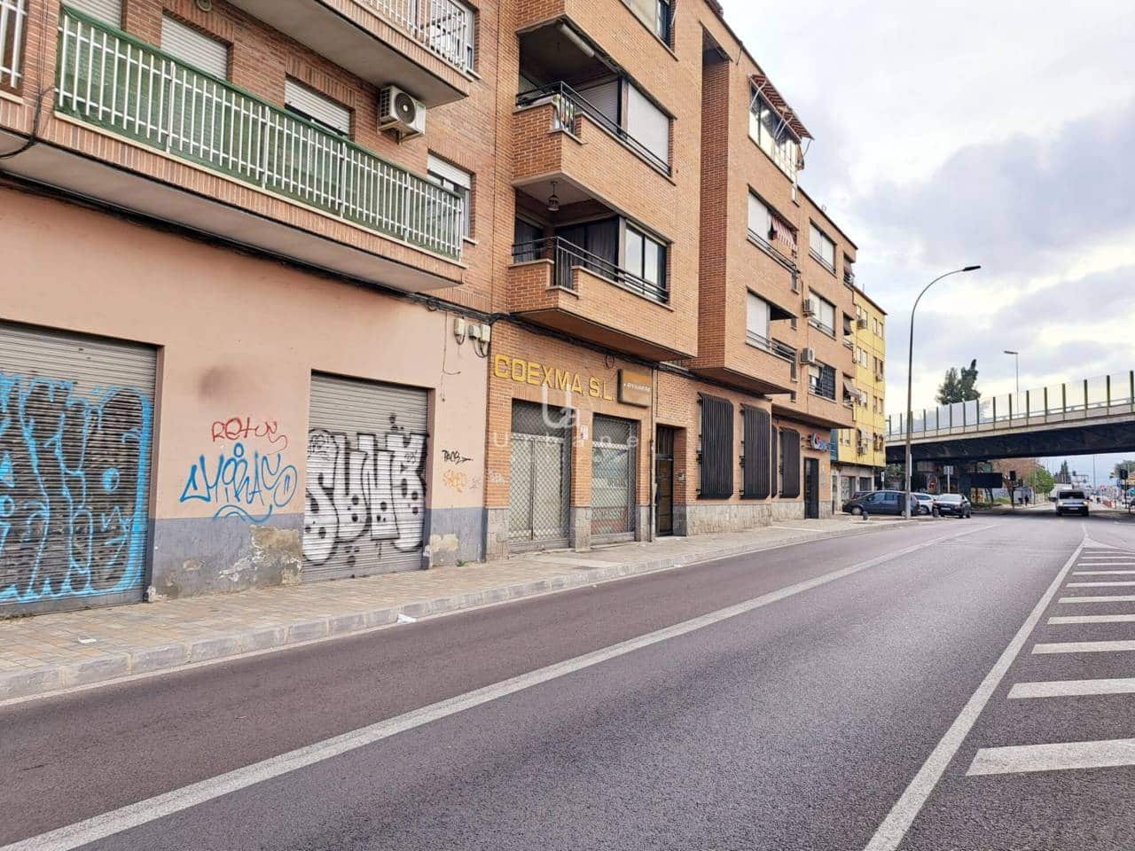 Komercyjne na sprzedaż w Miasto Murcja z garażem - 76 000 € (Ref: 8821594)