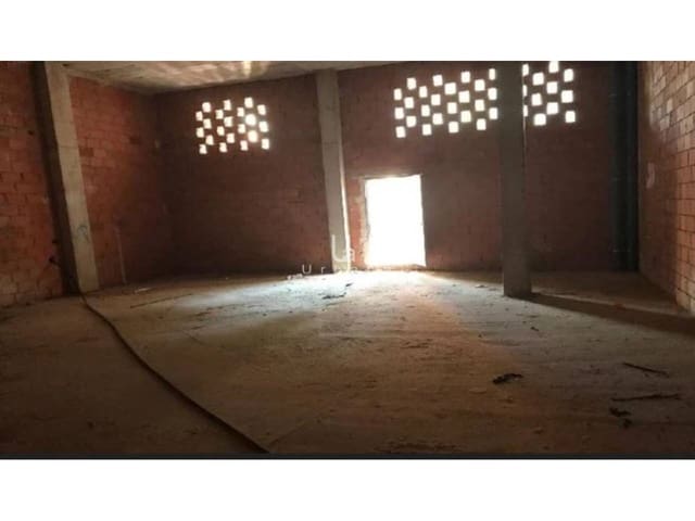 Kommersiell til salgs i Cartagena - € 83 000 (Ref: 8821596)