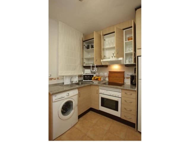 2 bedroom Flat for sale in Aguilas with pool garage - € 96,000 (Ref: 8836040)