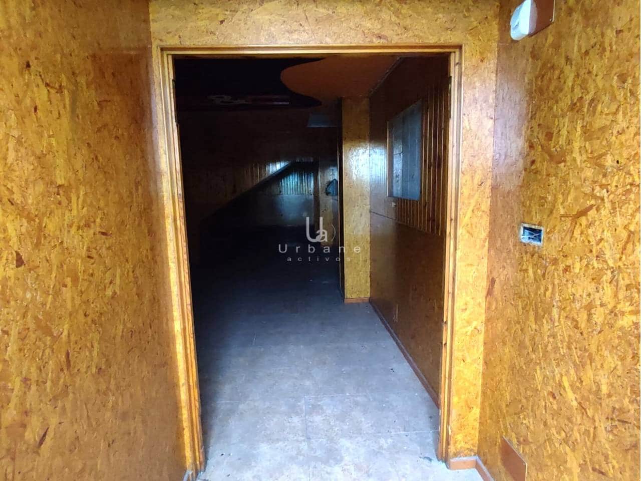 Comercial para venda em Torreaguera com garagem - 28 000 € (Ref: 8847025)